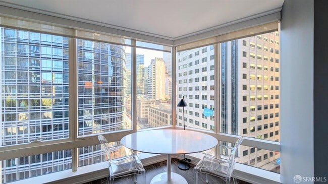 Building Photo - 301 Mission St