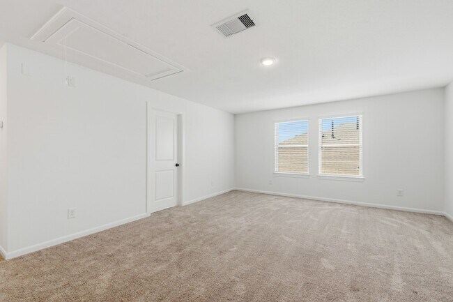 Building Photo - 17043 Luminous Ln