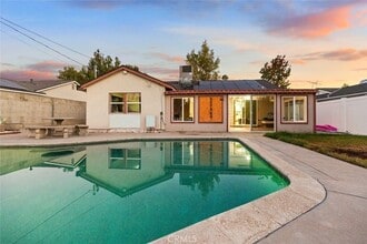 Building Photo - 11377 Gaynor Ave