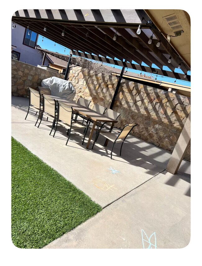 Building Photo - 3229 Muddy Point Ln