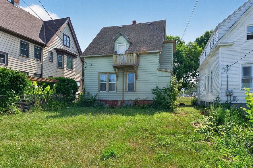 Building Photo - 3045 Dr. William Finlayson St