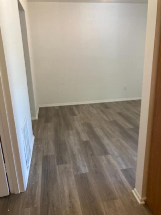 Building Photo - 3040 Futura Dr
