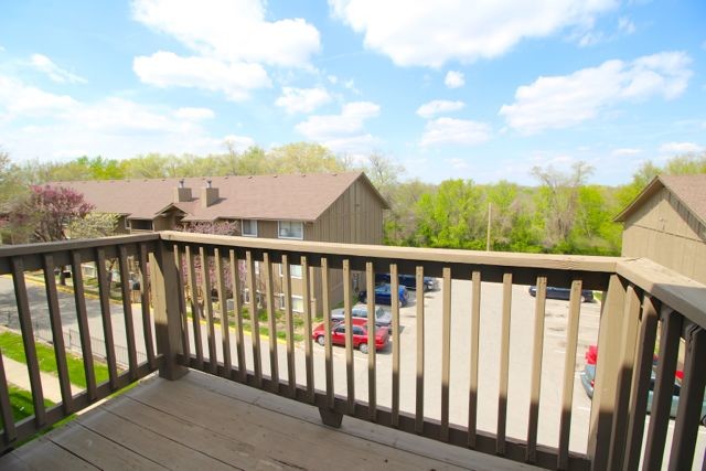 Balcony - Skyline Apartments