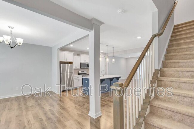 Building Photo - 113 Summer Tanager Dr