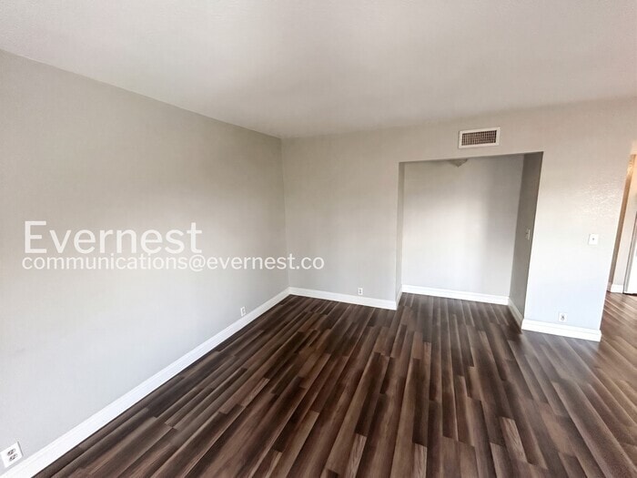 Building Photo - 6245 Bellota Dr