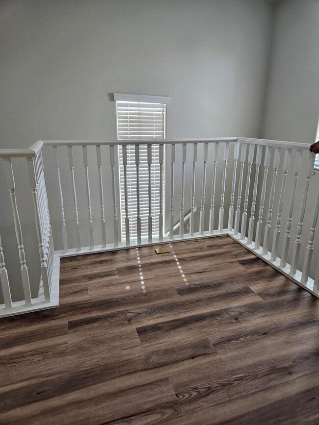 Building Photo - 2204 W Le Marche Ave