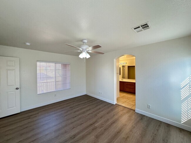 Building Photo - ASBURY PARK UNIT #1 IN SUMMERLIN