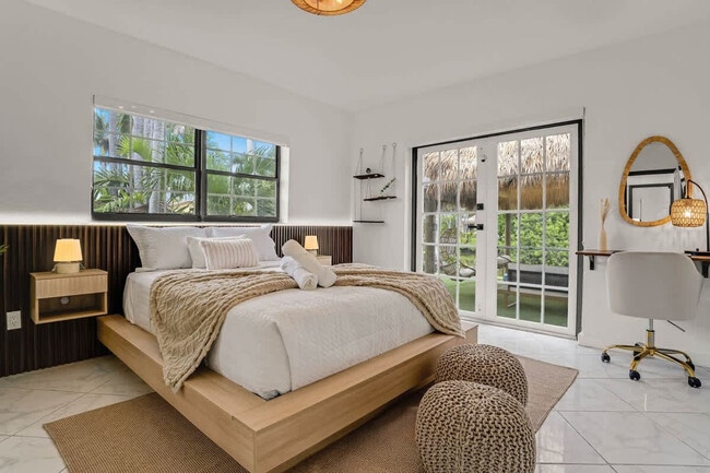 Building Photo - 20140 NE 25th Ct