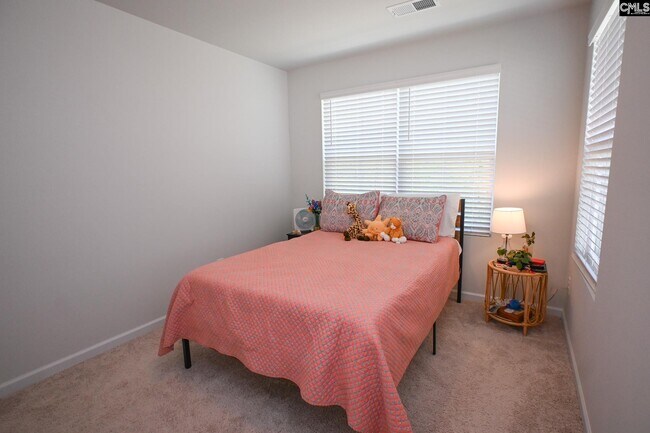Building Photo - 552 Kingfisher Ct