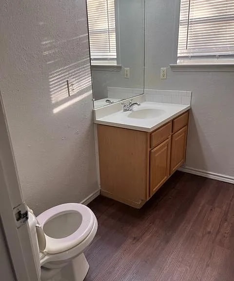 Building Photo - 3528 Eastridge Dr