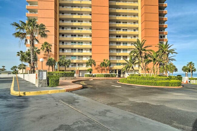 Building Photo - 17900 Gulf Blvd