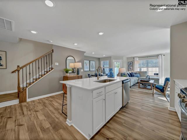 Building Photo - 240C Pine Point Rd