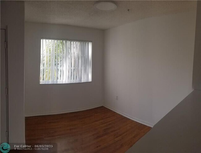 Building Photo - 12148 St.Andrews Pl