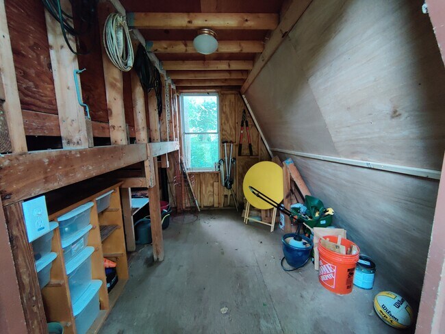 Building Photo - 11106 Del Rio Dr