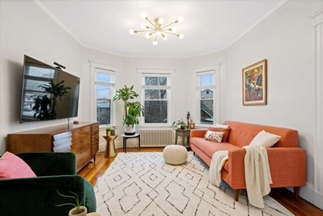 Building Photo - Parking - Free Laundry - Deck - Yard