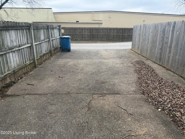 Building Photo - 12420 Brothers Ave