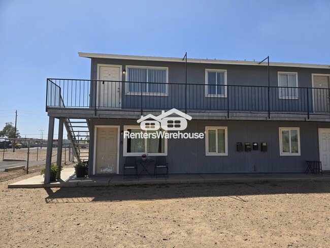 Building Photo - 1623 E Wood St