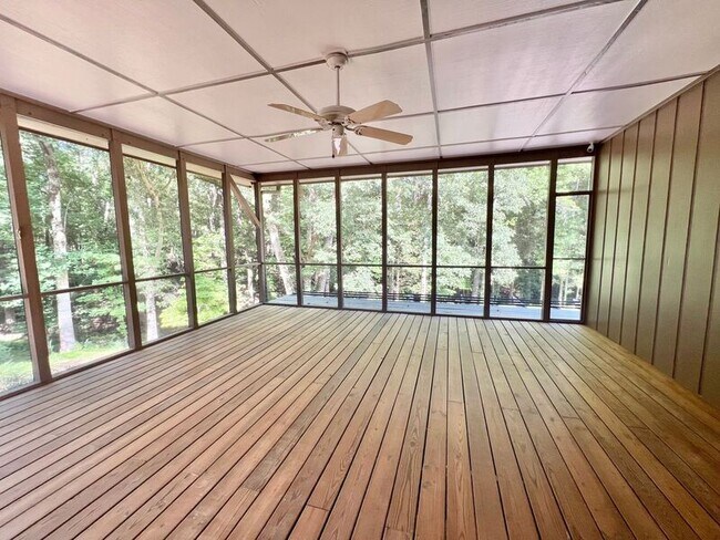 Building Photo - 3005 Hickory Tree Pl