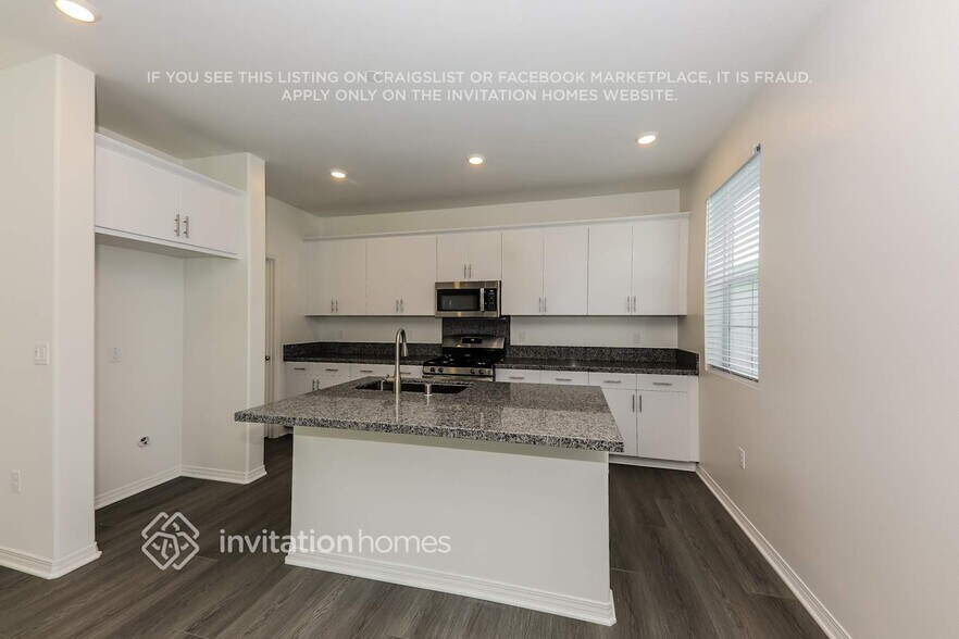 Building Photo - 2454 Gunner Ridge Way