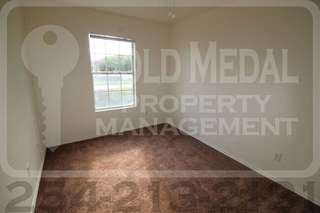 Building Photo - 4410 Alan Kent Dr