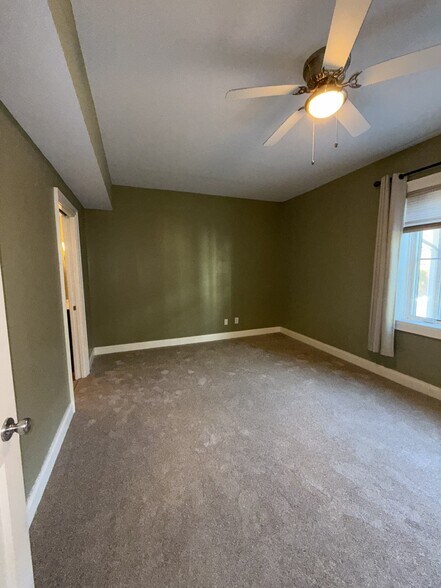 Building Photo - 2034 N Delaware St