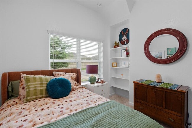 Building Photo - 114 Patrick Herndon Dr