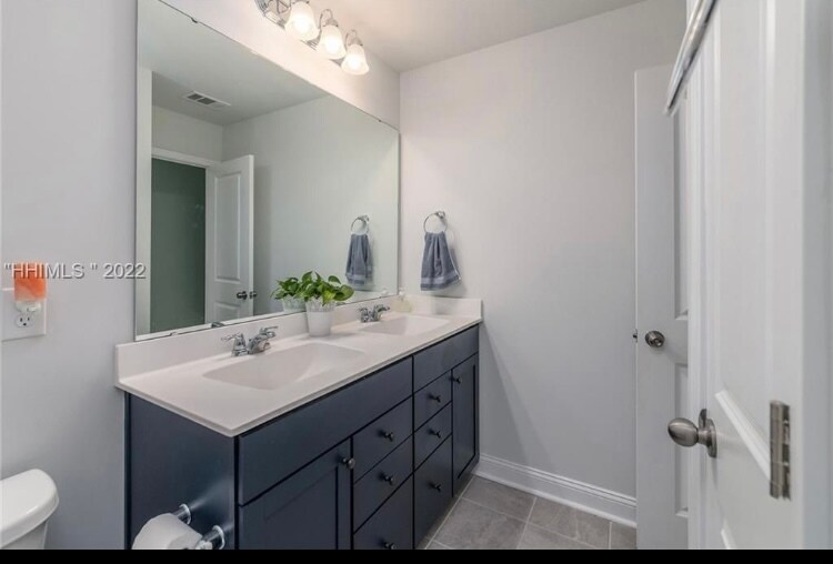 Building Photo - 203 Rudder Run