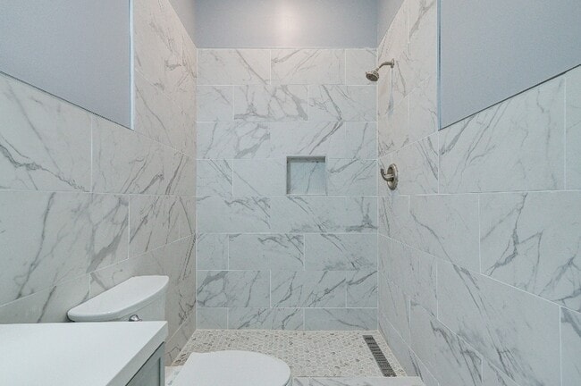 Building Photo - 1252 S 15th St