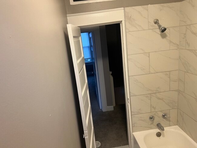 Building Photo - 74X Melville Ave