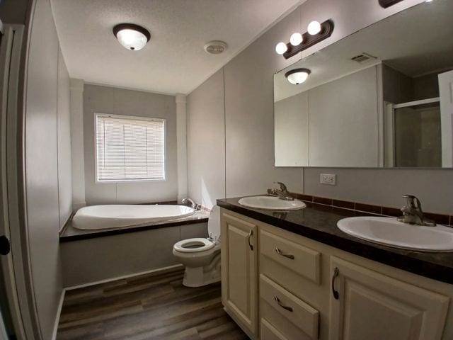 Building Photo - 1849 Annapolis Ave