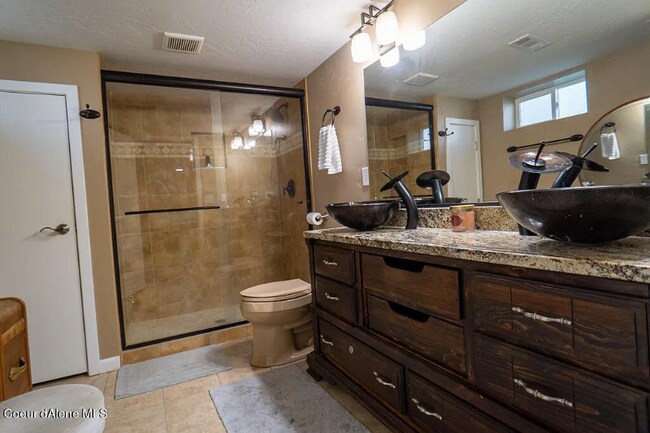 Building Photo - 723 N Government Way