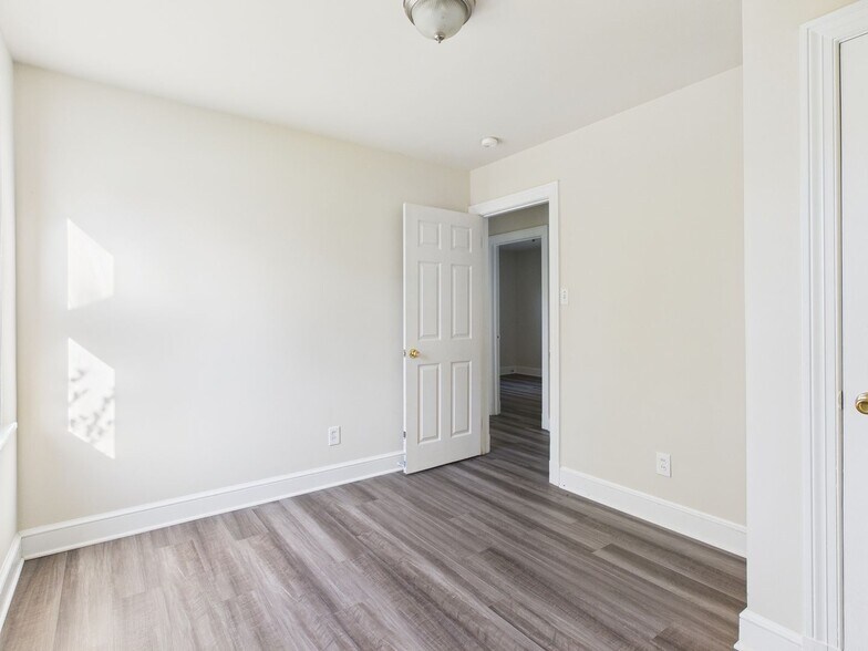 Building Photo - 1108 Goddin St