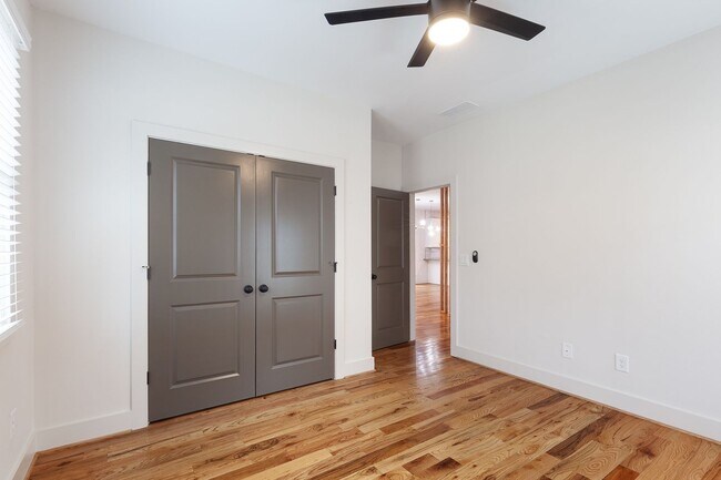 Building Photo - Conveniently Located 4bd/3ba Home Minutes From ATLBeltLine w/ Private Backyard!