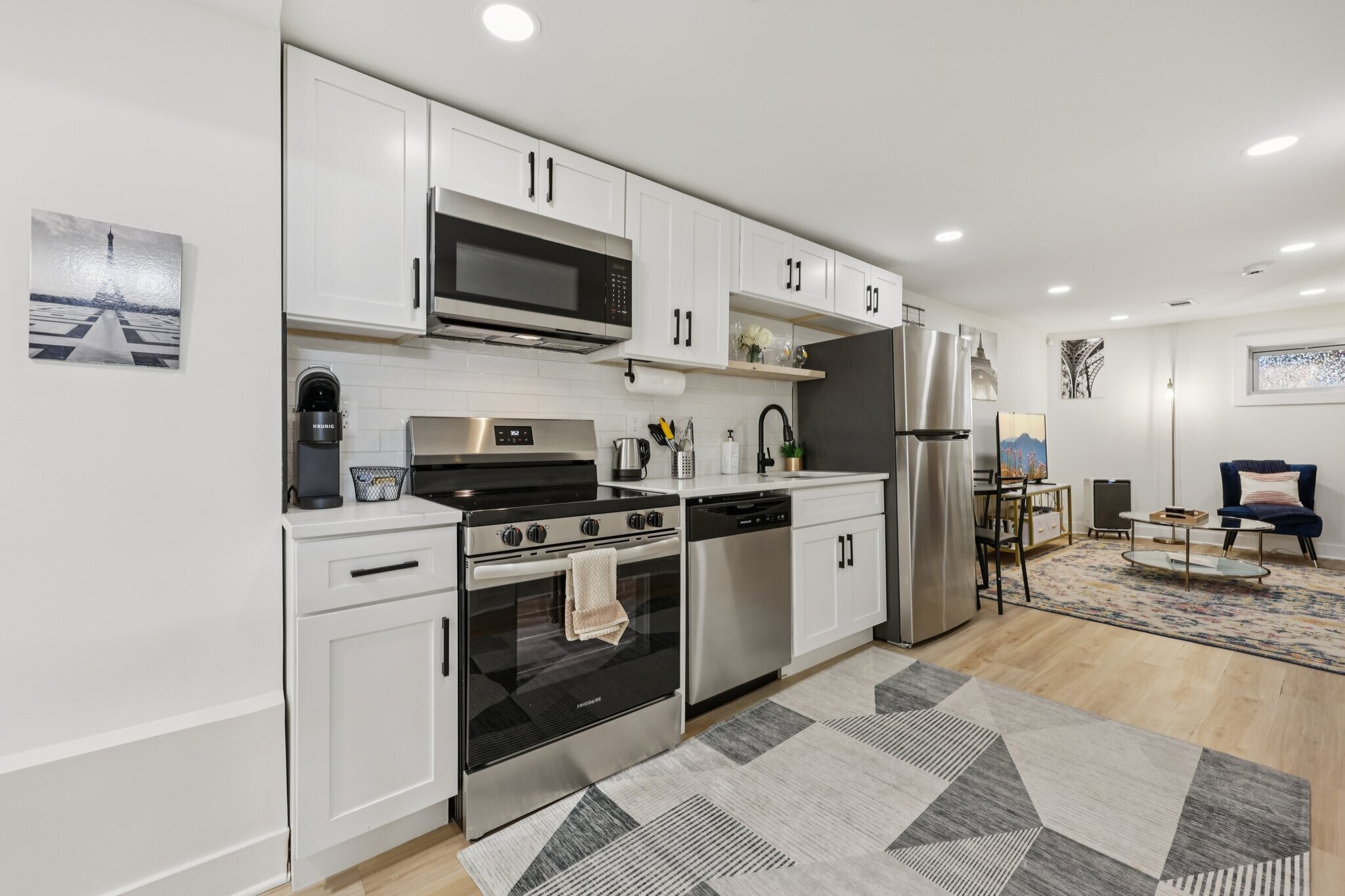 Building Photo - 2604 4th St NE