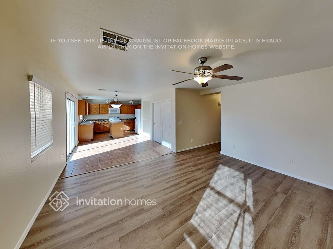 Building Photo - 10018 N 115th Dr