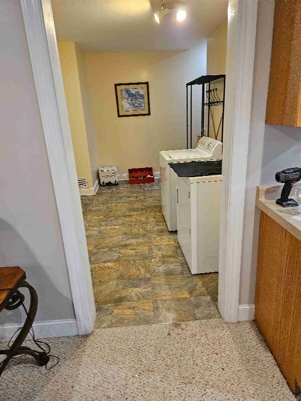 Building Photo - 206 Wewoka Trce