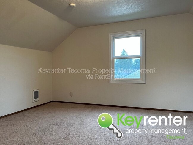 Building Photo - 4816 E G St