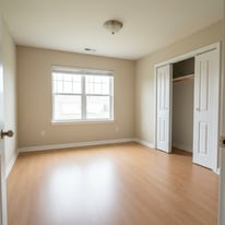 Building Photo - 427 Park Ave