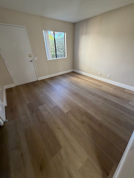 Building Photo - 360 N San Antonio Ave