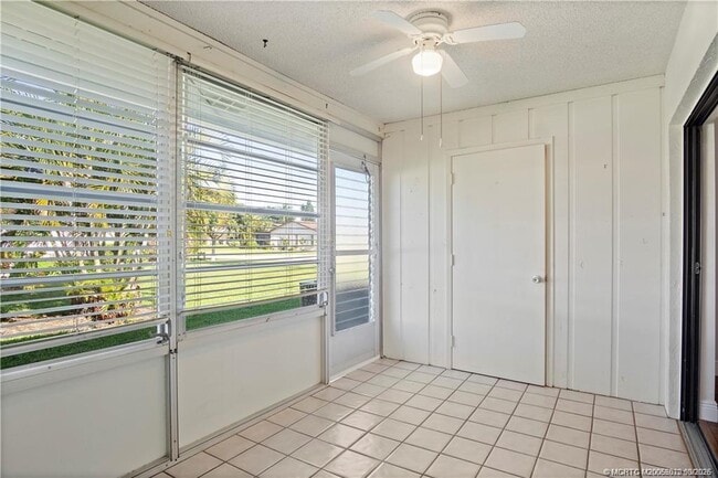 Building Photo - 6531 SE Federal Hwy