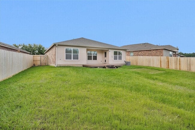Building Photo - 30822 W Lost Creek Blvd