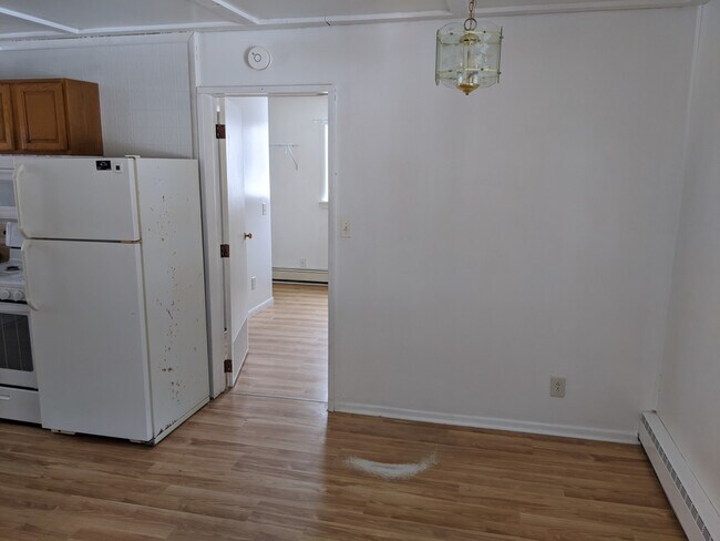 Building Photo - N. Conway Apartments