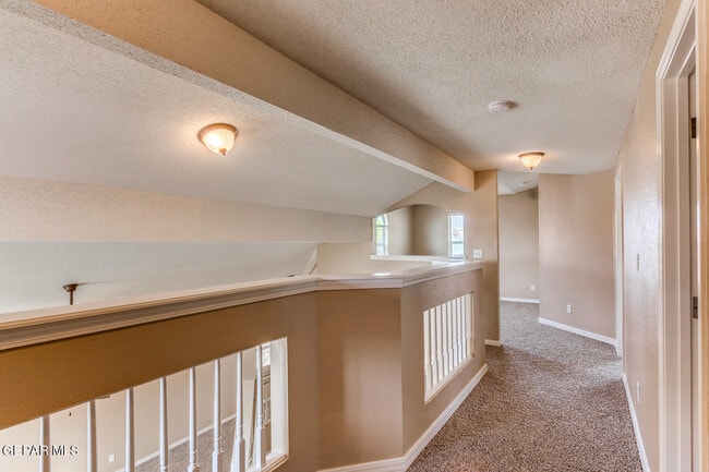 Building Photo - 628 Paseo Hermoso Dr