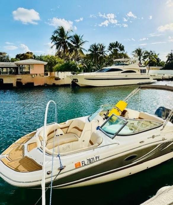 Building Photo - 2020 NE 135th St