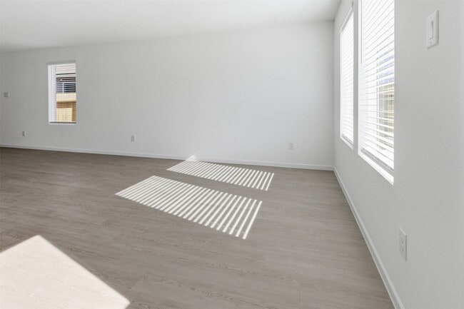 Building Photo - 19747 US-59