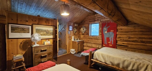 Building Photo - 6550 Lodgepole Trail