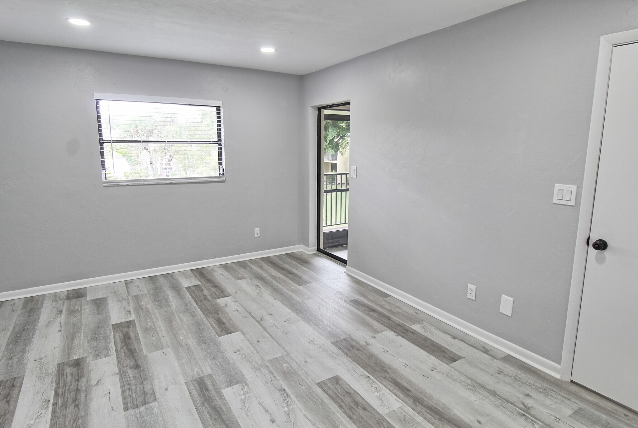 Building Photo - 28160 Pine Haven Way