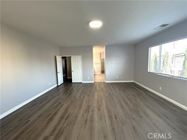 Building Photo - 11855 Silver