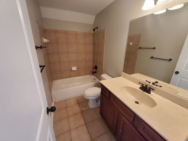 Building Photo - 42 Sterling Ridge Dr