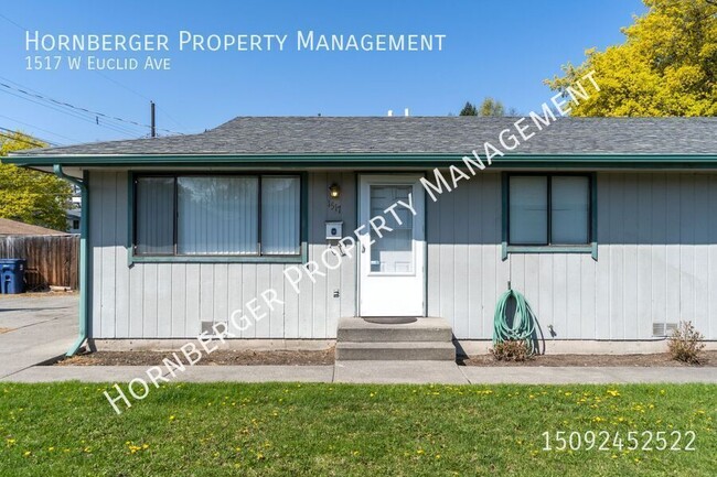 Building Photo - 2 Bed 1 Bath Duplex in North Spokane!!
